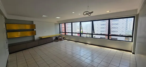 Apartamento com 3 Quartos para alugar, 114m² no Casa Amarela, Recife