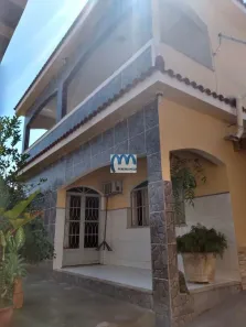 Casa com 3 Quartos à venda, 190m² no Ampliação, Itaboraí