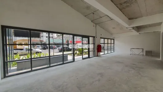 Ponto Comercial com 1 Quarto para alugar, 390m² no Campo Belo, São Paulo