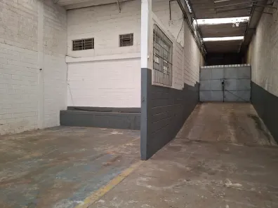 Galpão/Depósito/Armazém para alugar, 297m² no Cocaia, Guarulhos