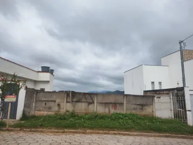 Lote/Terreno à venda, 250m² no , São Lourenço