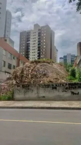 Lote/Terreno à venda, 744m² no Buritis, Belo Horizonte