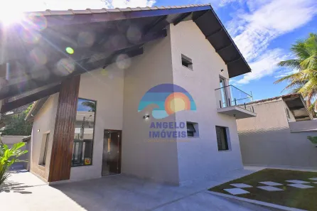 Sobrado com 4 Quartos à venda, 194m² no Centro, Peruíbe