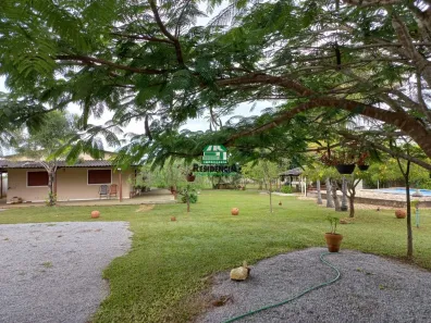Fazenda/Sítio com 3 Quartos à venda, 170m² no Jardim Promissão, Anápolis
