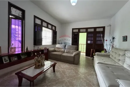 Casa com 5 Quartos à venda, 510m² no Industrial, Aracaju