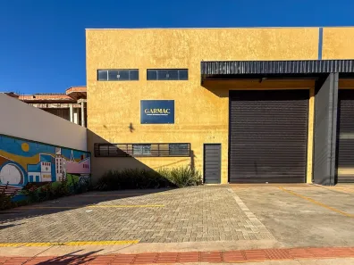 Galpão/Depósito/Armazém para alugar, 240m² no Portal de Versalhes 1, Londrina