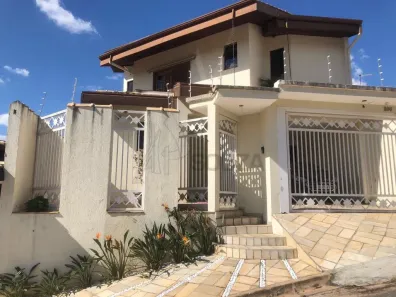 Sobrado com 3 Quartos à venda, 250m² no Recanto do Parque, Itatiba