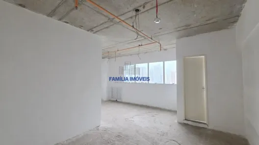 Sala Comercial à venda, 35m² no Ponta da Praia, Santos