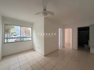 Apartamento com 2 Quartos para alugar, 50m² no Pimenteiras, Teresópolis