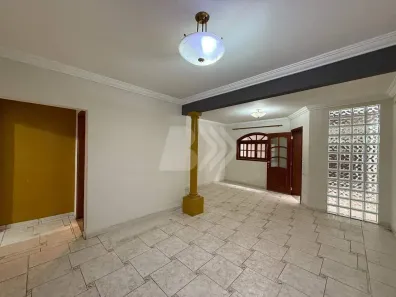 Casa com 3 Quartos à venda, 250m² no Vila Rezende, Piracicaba