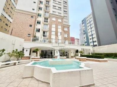 Apartamento com 2 Quartos à venda, 60m² no Água Verde, Curitiba