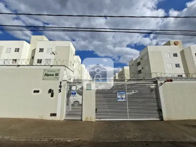 Apartamento com 2 Quartos para alugar, 50m² no Presidente Roosevelt, Uberlândia