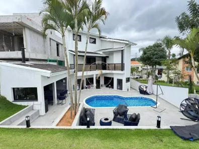 Casa de Condomínio com 4 Quartos à venda, 345m² no Aruã, Mogi das Cruzes