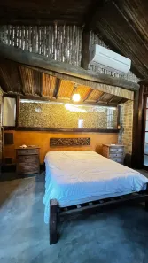 Casa com 2 Quartos para alugar, 90m² no Itacoatiara, Niterói