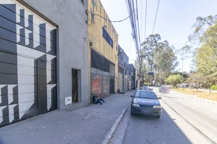 Ponto Comercial para alugar, 600m² no Itaquera, São Paulo