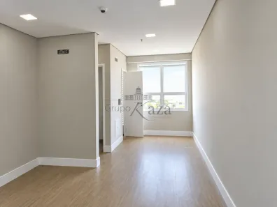Sala Comercial à venda, 26m² no Centro, Jacareí