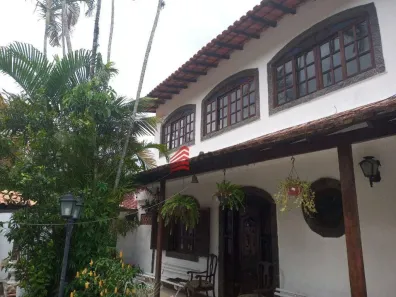Casa com 3 Quartos à venda, 200m² no Piratininga, Niterói