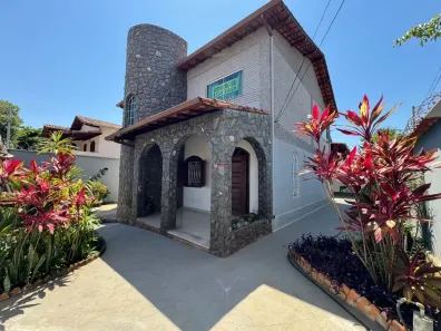 Casa com 4 Quartos para alugar, 276m² no Candelária, Belo Horizonte
