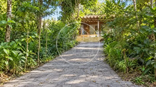 Fazenda/Sítio com 3 Quartos à venda, 200m² no Jardim Shangrilá (Zona Sul), São Paulo