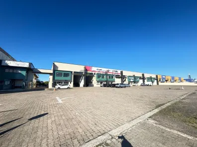 Galpão/Depósito/Armazém para alugar, 750m² no Sarandi, Porto Alegre