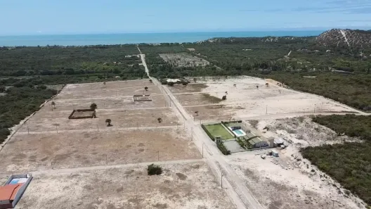 Lote/Terreno à venda, 396m² no Jacaúna, Aquiraz