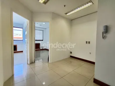 Sala Comercial para alugar, 39m² no Três Figueiras, Porto Alegre