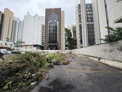 Lote/Terreno à venda, 280m² no Cidade Monções, São Paulo