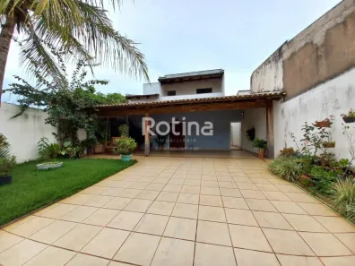 Casa com 3 Quartos à venda, 200m² no Marta Helena, Uberlândia