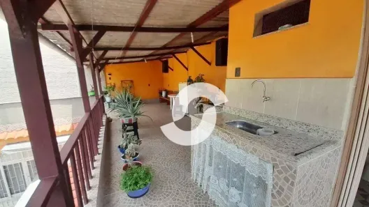 Casa com 2 Quartos à venda, 276m² no Fonseca, Niterói