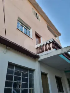 Sobrado com 3 Quartos à venda, 200m² no Vila Basileia, São Paulo