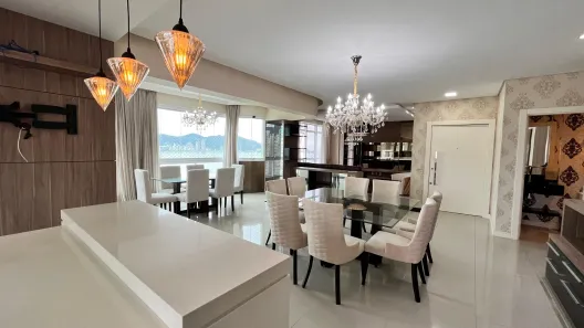 Apartamento com 4 Quartos à venda, 190m² no Meia Praia, Itapema