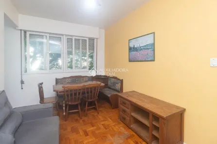 Apartamento com 2 Quartos para alugar, 70m² no Moinhos de Vento, Porto Alegre