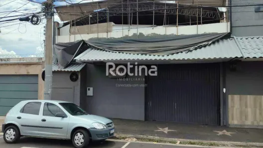 Ponto Comercial para alugar, 230m² no Bom Jesus, Uberlândia