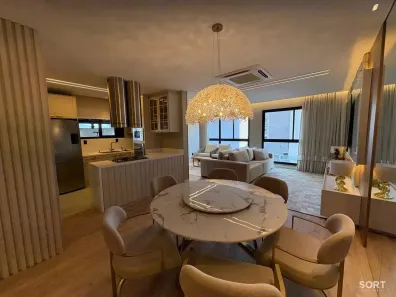 Apartamento com 3 Quartos para alugar, 200m² no Centro, Balneário Camboriú