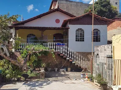 Casa com 3 Quartos à venda, 200m² no Miramar (Barreiro), Belo Horizonte