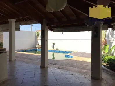 Casa com 3 Quartos à venda, 230m² no Parque Novo Mundo, Americana