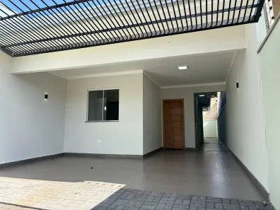 Casa com 3 Quartos à venda, 150m² no Parque Tarumã, Maringá
