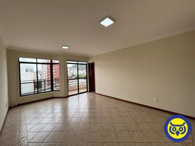 Apartamento com 3 Quartos para alugar, 127m² no Centro, Florianópolis
