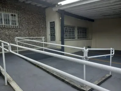 Imóvel Comercial com 5 Quartos para alugar, 180m² no Jardim Satélite, São José dos Campos