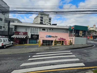 Casa com 3 Quartos à venda, 247m² no Trindade, Florianópolis