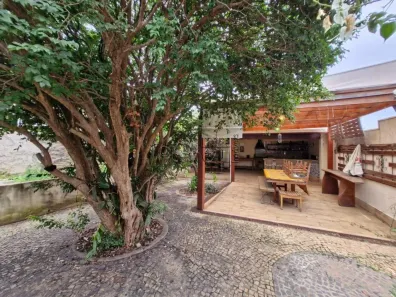 Casa com 3 Quartos à venda, 130m² no Vila Marieta, Campinas