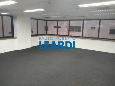 Sala Comercial para alugar, 164m² no Cerqueira César, São Paulo