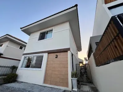 Casa com 3 Quartos à venda, 120m² no Campeche, Florianópolis