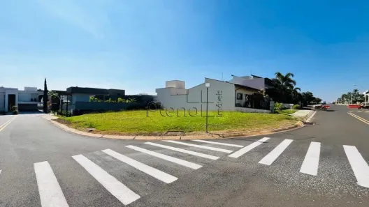 Lote/Terreno à venda, 360m² no Jardim Residencial Dona Lucilla, Indaiatuba