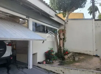 Casa com 3 Quartos à venda, 130m² no Tatuquara, Curitiba