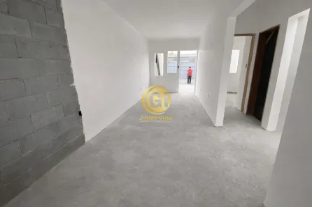 Casa com 2 Quartos à venda, 55m² no Jardim Santa Marina, Jacareí