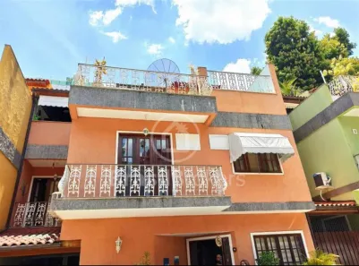 Casa de Condomínio com 3 Quartos à venda, 181m² no Jacarepaguá, Rio de Janeiro