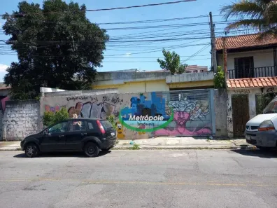 Casa com 8 Quartos à venda, 175m² no Jardim Tranqüilidade, Guarulhos