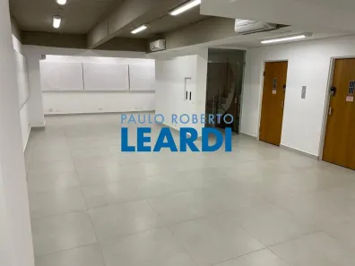 Sala Comercial para alugar, 200m² no Jardim Paulista, São Paulo