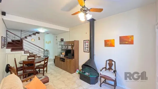 Casa de Condomínio com 3 Quartos à venda, 132m² no Teresópolis, Porto Alegre